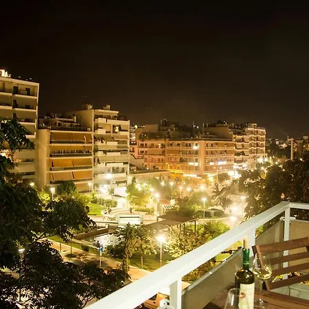 The Grove House Apartamento Atenas