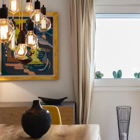 The Grove House Apartamento Atenas